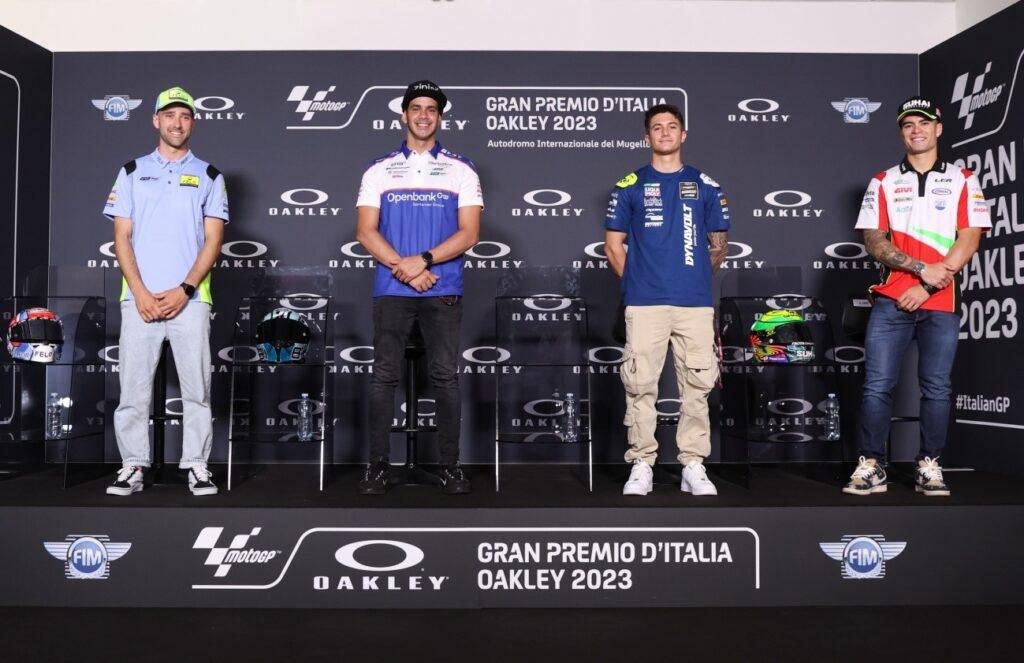 Matteo Ferrari, Jordi Torres, Héctor Garzó y Eric Granado posando ante los medios