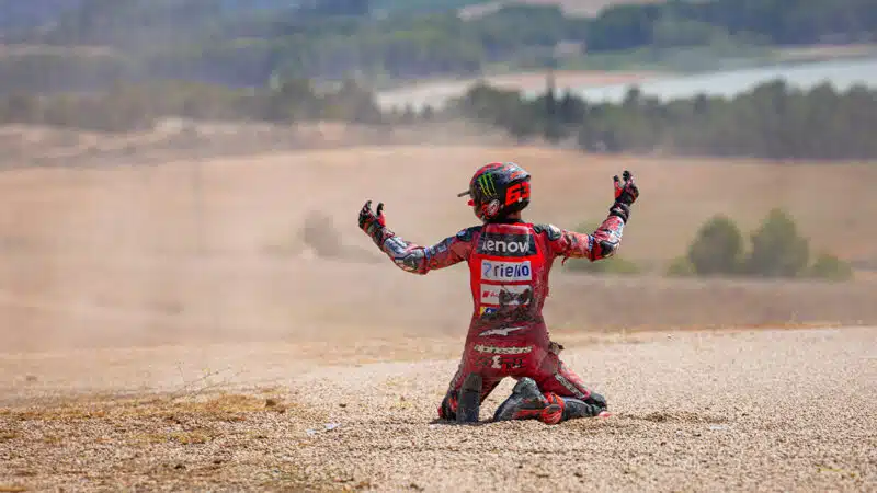 Fotografía final campeonato MotoGP 2024 Caida de Bagnaia