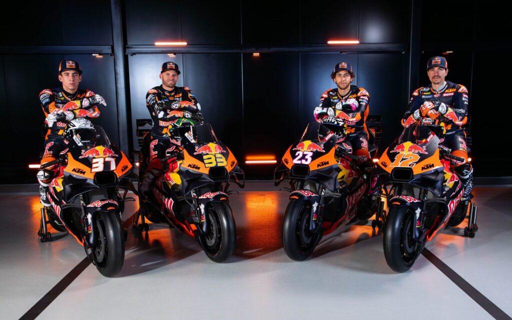 Fotografía presentación oficial del equipo Red Bull KTM Oficial y Red Bull KTM Tech3 GP 2025